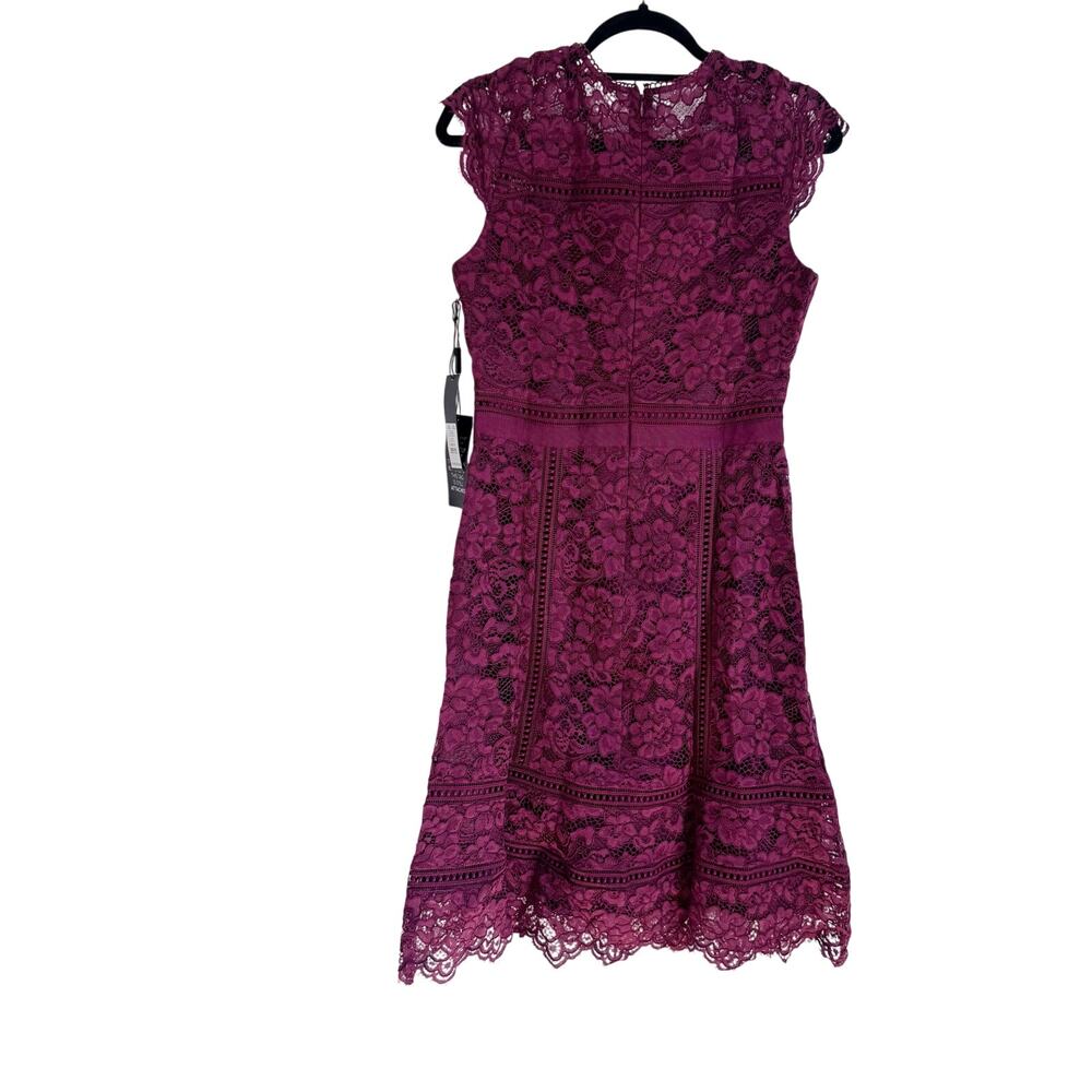White House Black Market Lace Fit & Flare Dress In Windsor Wine Size 6 NWT - Picture 11 of 12